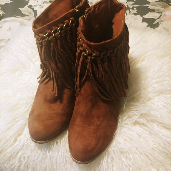 Not Rated fringe studded heel bootie size 8 - Picture 13 of 14